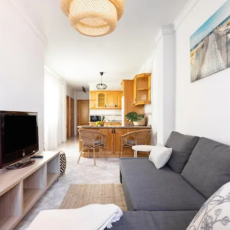 Home2book Charming Caletillas דירה *