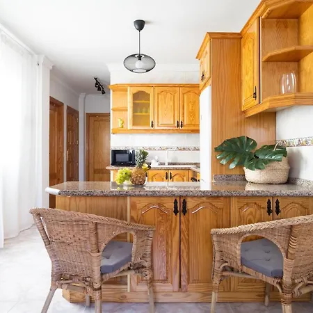 Home2book Charming Caletillas